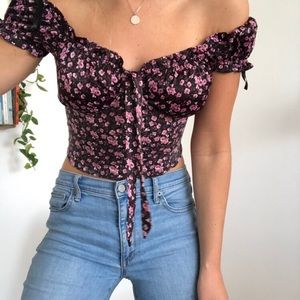OFF SHOULDER SMOCKED PINK BLACK FLORAL CROP TOP